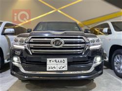 تۆیۆتا لاند کروزەر